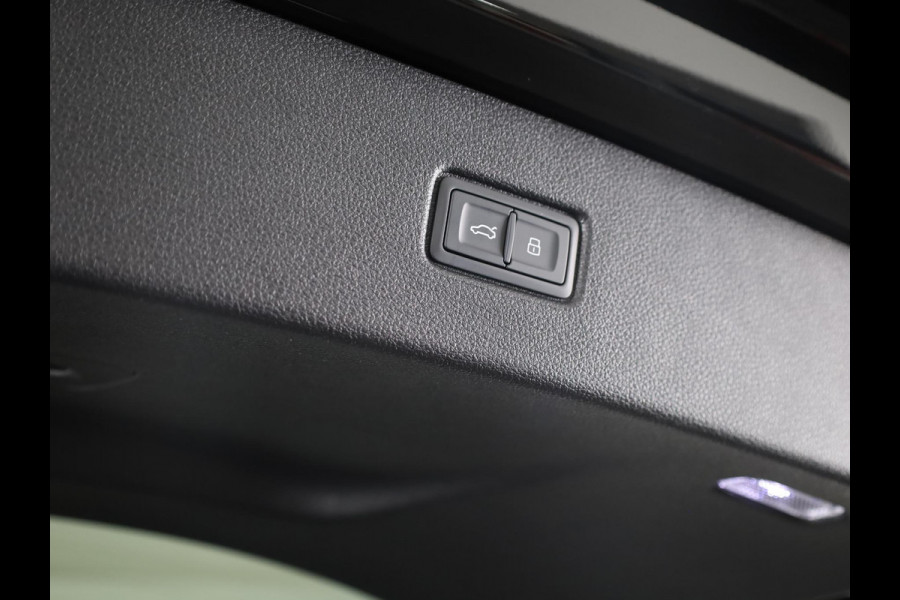 Audi Q7 60 TFSI e quattro Pro Line S Competition 490pk | Panoramdak | B&O Premium Soundsystem | ELektrisch verstl stoelen met geheugen | HD Matrix | Servo sluiting | Trekhaak