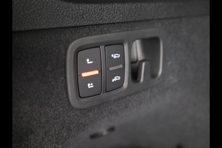 Audi Q7 60 TFSI e quattro Pro Line S Competition 490pk | Panoramdak | B&O Premium Soundsystem | ELektrisch verstl stoelen met geheugen | HD Matrix | Servo sluiting | Trekhaak