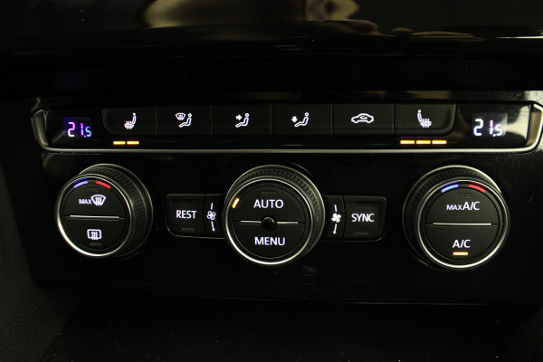 Volkswagen Passat Variant 1.4 TSI Highline Business R |R-Line|ACC|Navi|