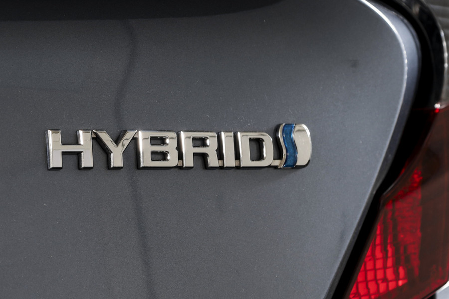 Toyota C-HR 1.8 Hybrid Active - Automaat | Adapt. Cruise | Camera | App. Connect | ECC | DAB | LM 17" | Trekhaak |