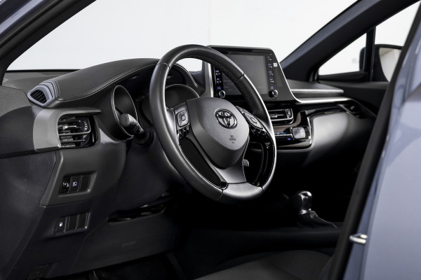 Toyota C-HR 1.8 Hybrid Active - Automaat | Adapt. Cruise | Camera | App. Connect | ECC | DAB | LM 17" | Trekhaak |