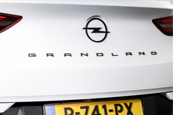 Opel Grandland 1.2 Turbo 130 PK GS Line | Dig. Cockpit | Cruise | PDC | Camera | NAV + App. Connect | ECC | DAB | LM 18" | Trekhaak |