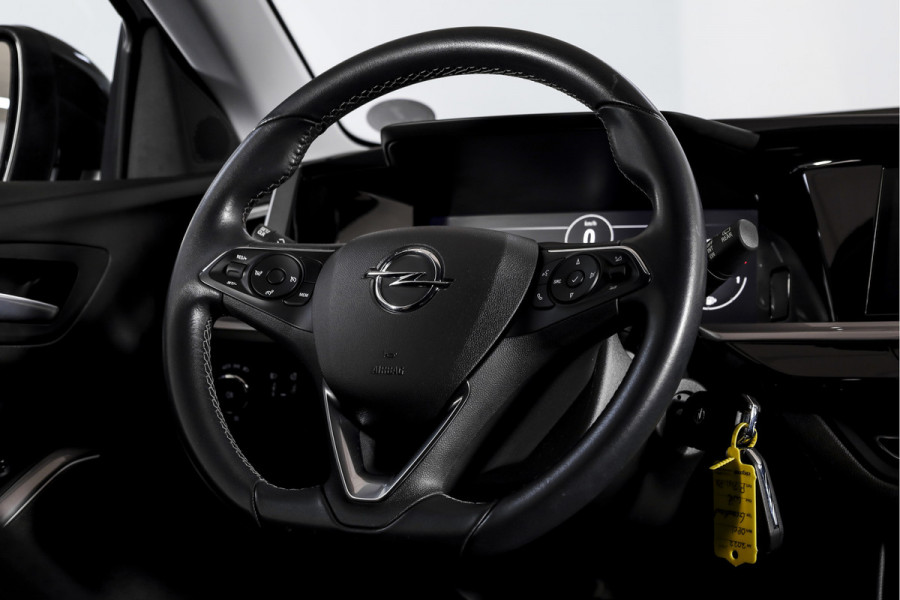 Opel Grandland 1.2 Turbo 130 PK GS Line | Dig. Cockpit | Cruise | PDC | Camera | NAV + App. Connect | ECC | DAB | LM 18" | Trekhaak |