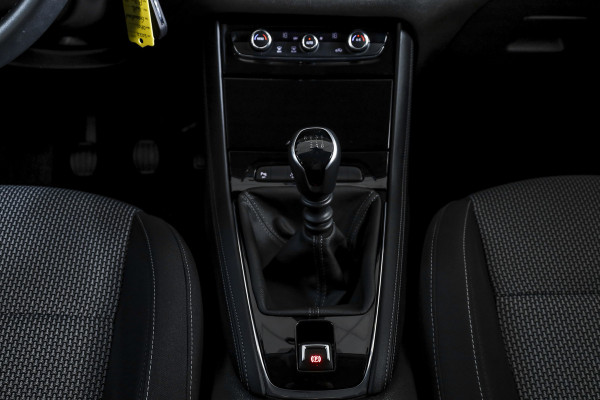 Opel Grandland 1.2 Turbo 130 PK GS Line | Dig. Cockpit | Cruise | PDC | Camera | NAV + App. Connect | ECC | DAB | LM 18" | Trekhaak |