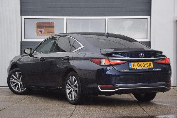 Lexus ES 300h Business Line