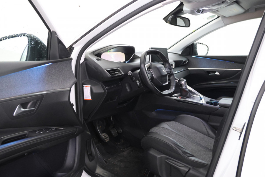 Peugeot 5008 1.2 PureTech Blue Lease Premium 7 zit, Navigatie, Climate,