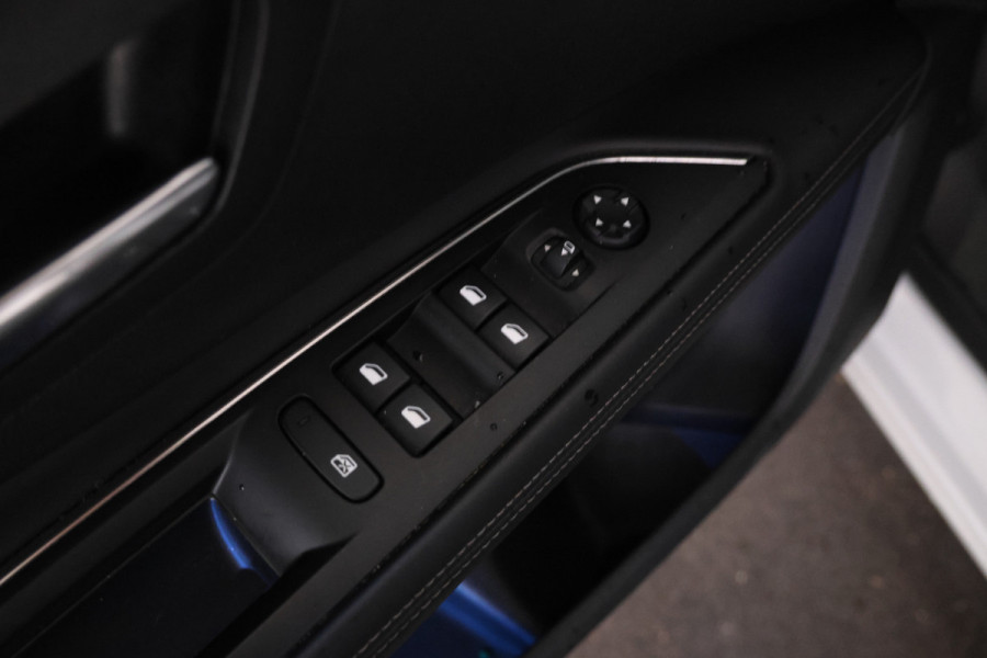 Peugeot 5008 1.2 PureTech Blue Lease Premium 7 zit, Navigatie, Climate,