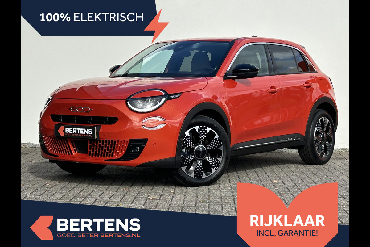 Fiat 600E La Prima 54 kWh | Zeer compleet | Prijs is rijklaar Fiat 600E La Prima 54 kWh | Zeer compleet | Prijs is rijklaar