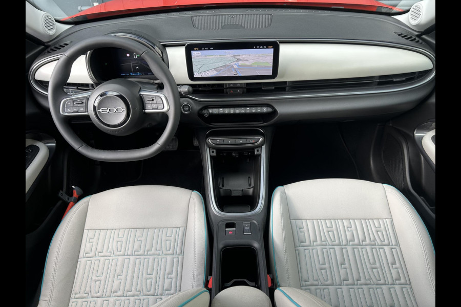 Fiat 600E La Prima 54 kWh | Zeer compleet | Prijs is rijklaar