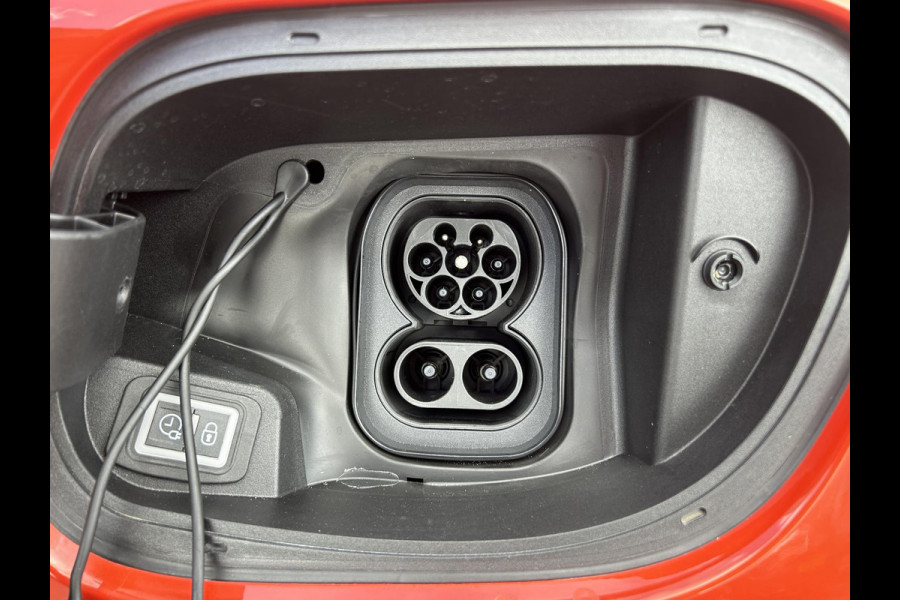 Fiat 600E La Prima 54 kWh | Zeer compleet | Prijs is rijklaar