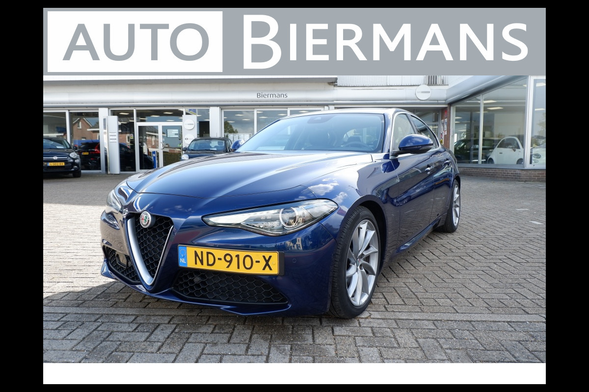 Alfa Romeo Giulia 2.0T Super / INCL. 12 mnd BOVAG / 200PK/ Leder