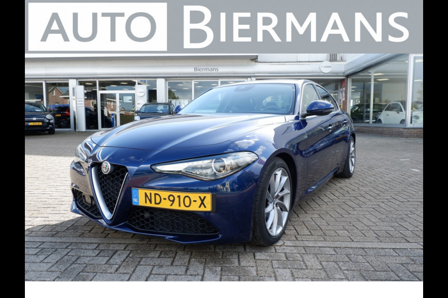 Alfa Romeo Giulia 2.0T Super / INCL. 12 mnd BOVAG / 200PK/ Leder