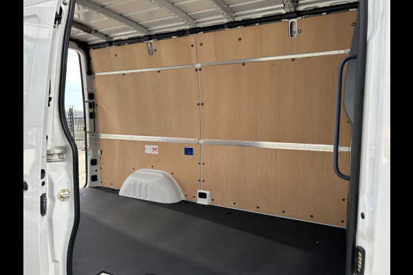 Mercedes-Benz Sprinter 317 CDI L2 H2 PRO Facelift / LED / MBUX / Navigatie / Camera / Parkeersensoren / Cruise control / Airco / 270 Graden achterdeure