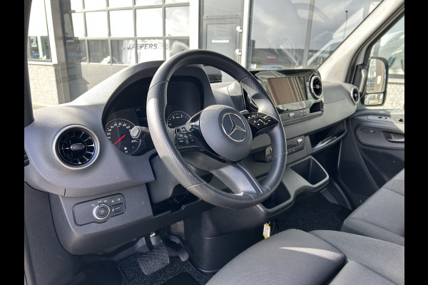 Mercedes-Benz Sprinter 317 CDI L2 H2 PRO Facelift / LED / MBUX / Navigatie / Camera / Parkeersensoren / Cruise control / Airco / 270 Graden achterdeure