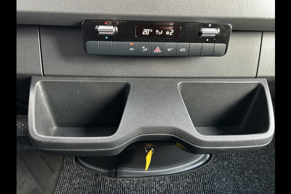 Mercedes-Benz Sprinter 317 CDI L2 H2 PRO Facelift / LED / MBUX / Navigatie / Camera / Parkeersensoren / Cruise control / Airco / 270 Graden achterdeure