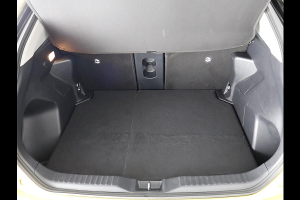 Toyota Yaris Cross 1.5 HYBRIDE EXECUTIVE BI-TONE GARANTIE TOT 9-2032 .Dodehoek detectie . JBL Audio . Stoel verwarming .