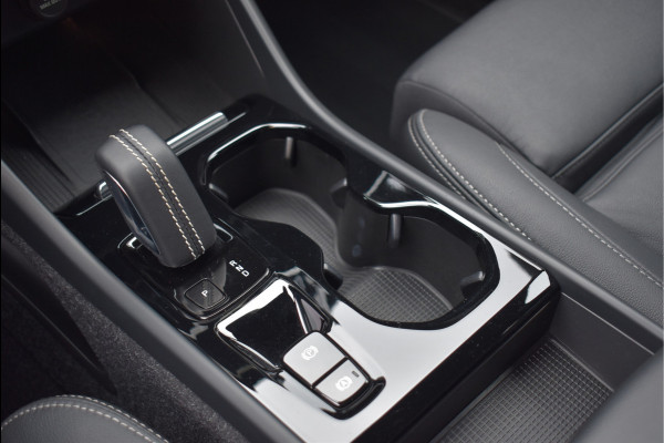 Volvo XC40 1.5 T5 Recharge R-Design 262 Pk Leder 360 Camera H/K Keyless Full Led 20 Inch