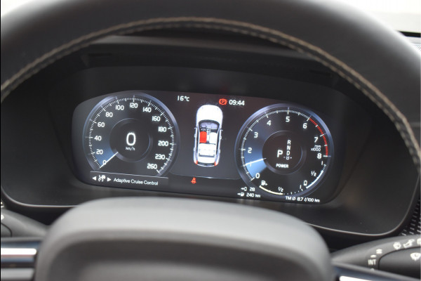 Volvo XC40 1.5 T5 Recharge R-Design 262 Pk Leder 360 Camera H/K Keyless Full Led 20 Inch