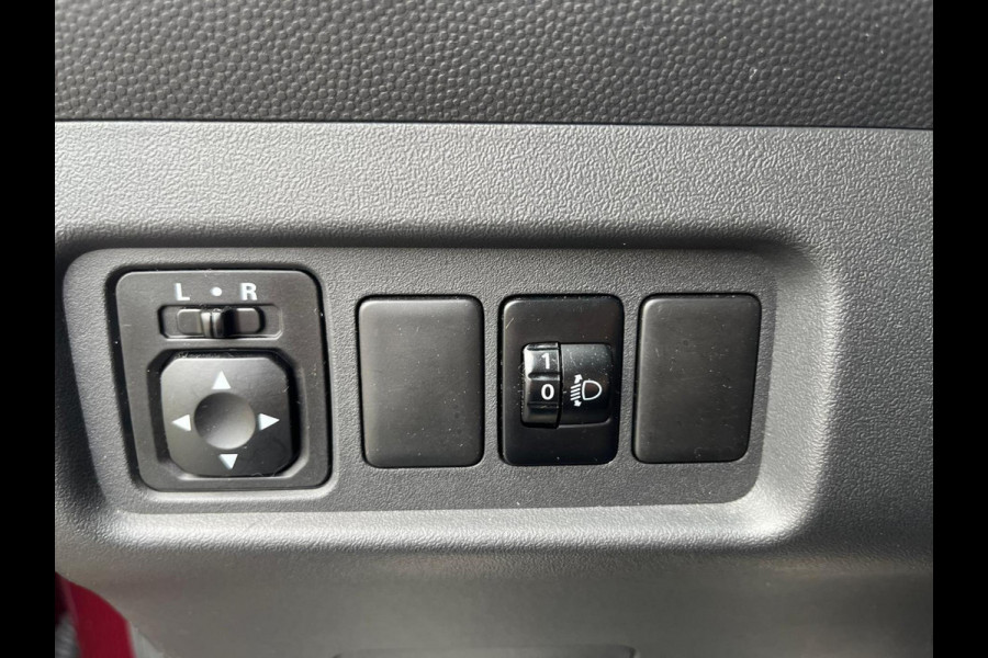 Mitsubishi Space Star 1.2 Nova | automaat | navigatie | stoelverwarming | climate control | cruise control | Apple Carplay/Android Auto | achteruitrijcamera