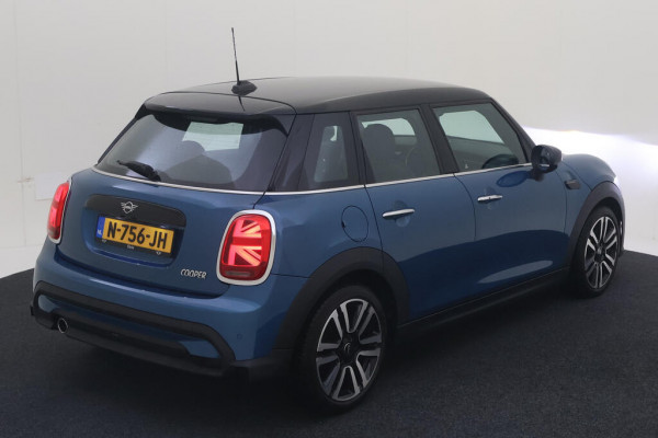 MINI Mini 1.5 Cooper Business Edition NL AUTO | LEDER | CAMERA |