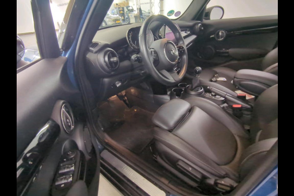 MINI Mini 1.5 Cooper Business Edition NL AUTO | LEDER | CAMERA |