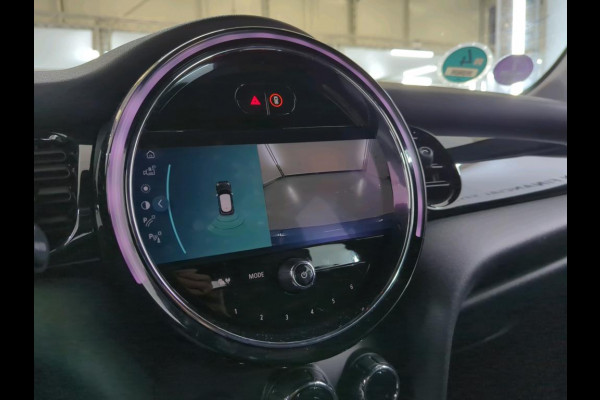 MINI Mini 1.5 Cooper Business Edition NL AUTO | LEDER | CAMERA |