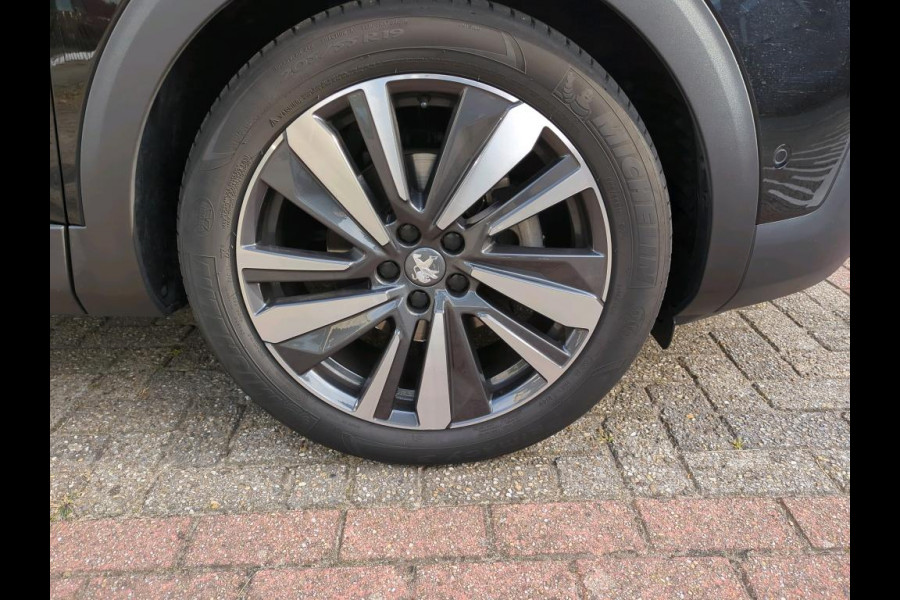Peugeot 3008 1.2 PureTech Blue Lease Premium Avantage NL-AUTO | CAMERA | 1/2 LEDER