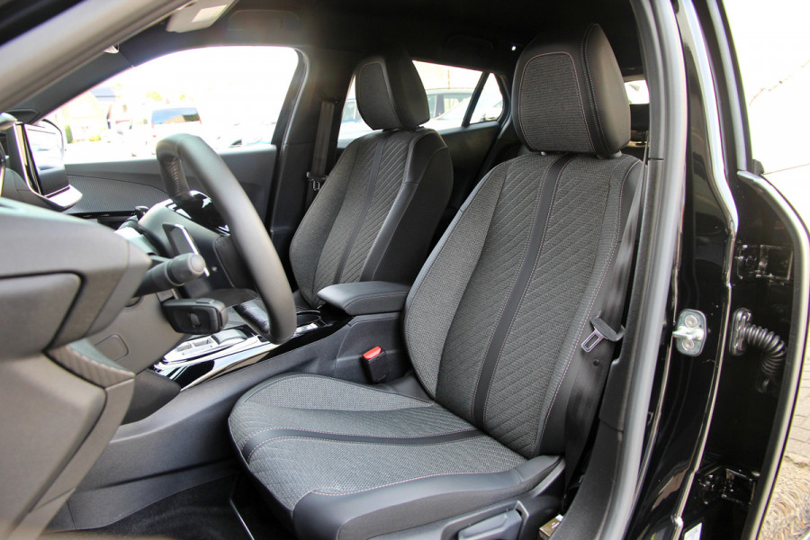 Peugeot 2008 1.2 PureTech 130 Allure | ACC | 360 | Carplay | Keyless