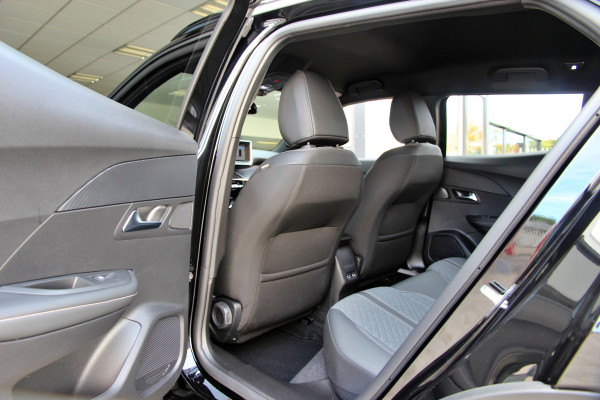 Peugeot 2008 1.2 PureTech 130 Allure | ACC | 360 | Carplay | Keyless