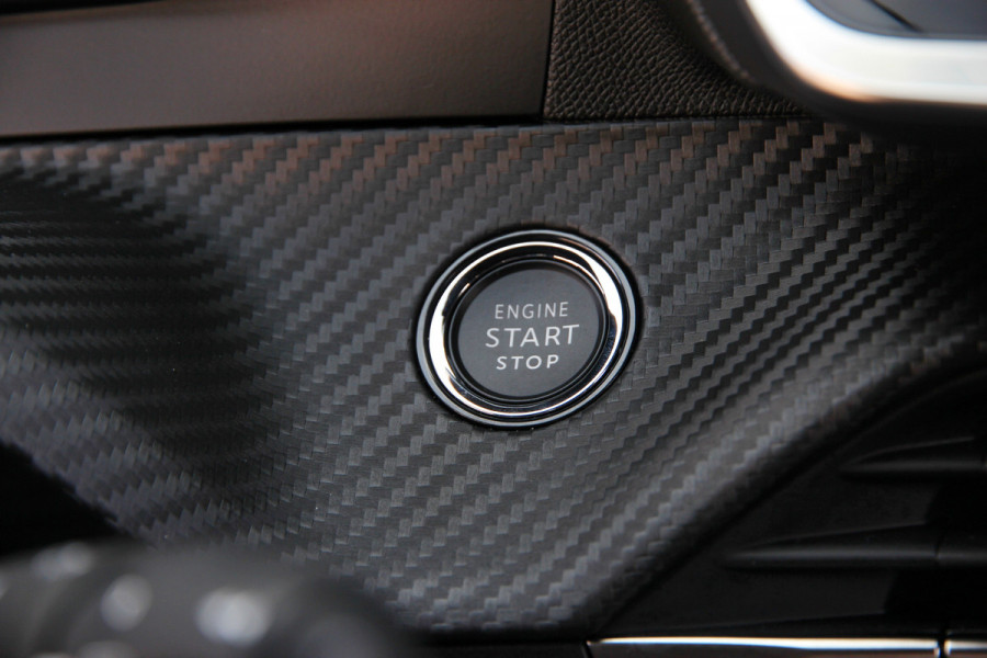 Peugeot 2008 1.2 PureTech 130 Allure | ACC | 360 | Carplay | Keyless