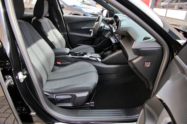 Peugeot 2008 1.2 PureTech 130 Allure | ACC | 360 | Carplay | Keyless