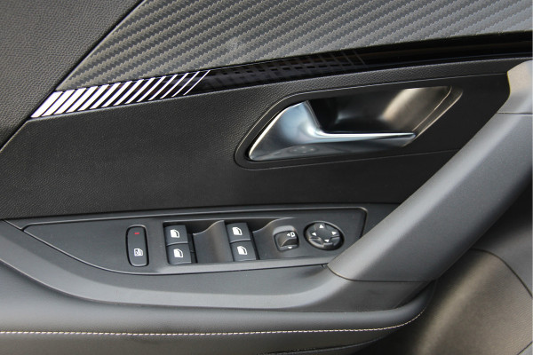 Peugeot 2008 1.2 PureTech 130 Allure | ACC | 360 | Carplay | Keyless