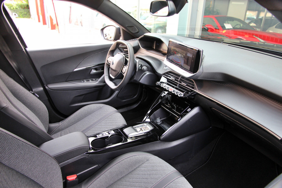 Peugeot 2008 1.2 PureTech 130 Allure | ACC | 360 | Carplay | Keyless