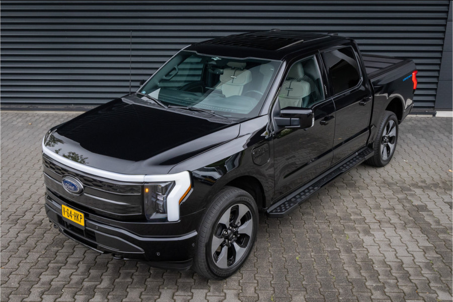 Ford USA F-150 Lightning Platinum Extended Range