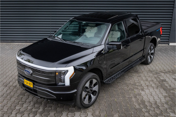 Ford USA F-150 Lightning Platinum Extended Range