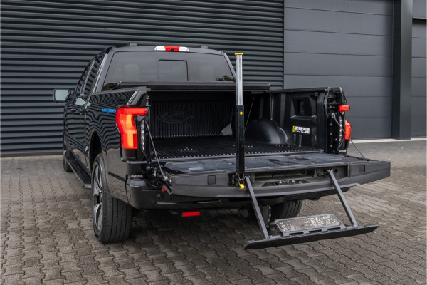 Ford USA F-150 Lightning Platinum Extended Range