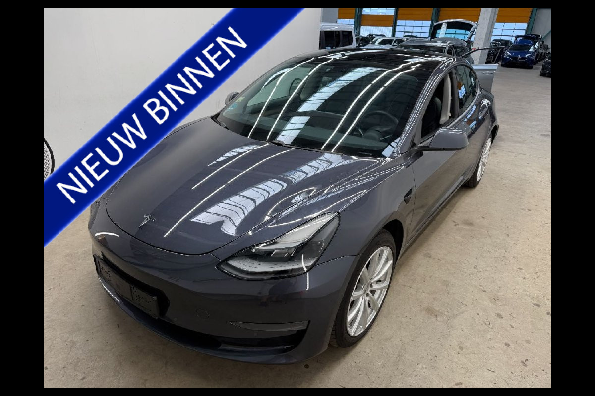 Tesla Model 3 Long Range AWD 75 kWh