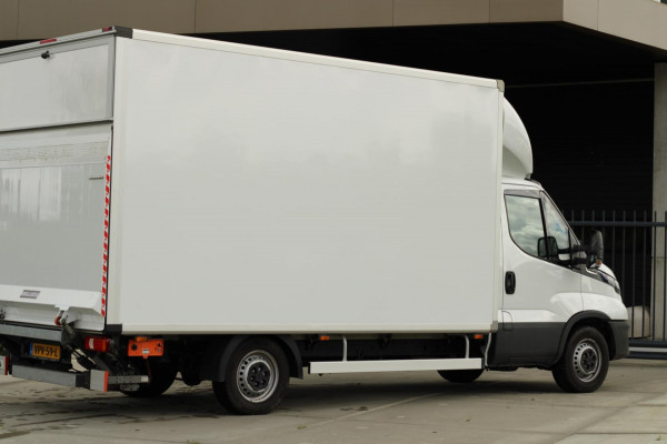 Iveco Daily Zo goed als nieuwe bakwagen met Laadklep AUTOMAAT| Navi| 17.000 km |Camera|3zits|