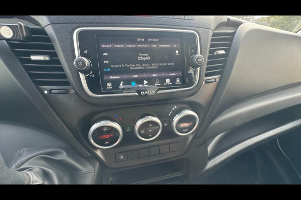 Iveco Daily Zo goed als nieuwe bakwagen met Laadklep AUTOMAAT| Navi| 17.000 km |Camera|3zits|
