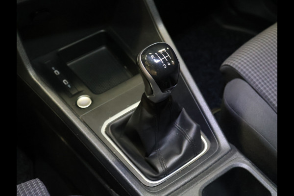 Volkswagen Caddy Cargo 2.0 TDI 1st Edition [ADAPTIVE CRUISE CONTROL, APPLE CARPLAY, ANDROID AUTO, SIDE ASSIST, TREKHAAK, STOELVERWARMING, PARKEERSENSOR, NIEUWSTAAT]