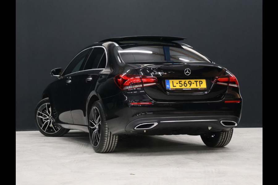 Mercedes-Benz A-Klasse 250 e Business Solution Luxury Limited [SCHUIFKANTELDAK, SFEERVERLICHTING, MEMORY, ELEKTRISCHE STOELEN, CAMERA, LEDER, NIEUWSTAAT]