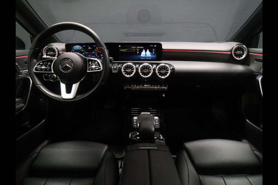 Mercedes-Benz A-Klasse 250 e Business Solution Luxury Limited [SCHUIFKANTELDAK, SFEERVERLICHTING, MEMORY, ELEKTRISCHE STOELEN, CAMERA, LEDER, NIEUWSTAAT]