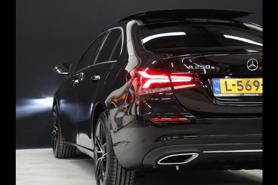 Mercedes-Benz A-Klasse 250 e Business Solution Luxury Limited [SCHUIFKANTELDAK, SFEERVERLICHTING, MEMORY, ELEKTRISCHE STOELEN, CAMERA, LEDER, NIEUWSTAAT]