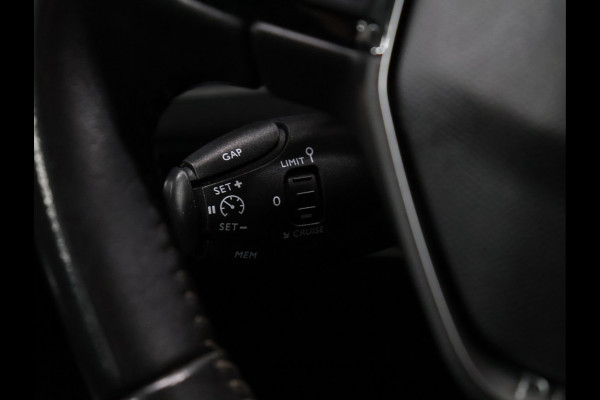 Peugeot 3008 1.2 PureTech Blue Lease Executive [APPLE CARPLAY, ANDROID AUTO, CAMERA, VIRTUAL COCKPIT, CRUISE CONTROL, NIEUWSTAAT]
