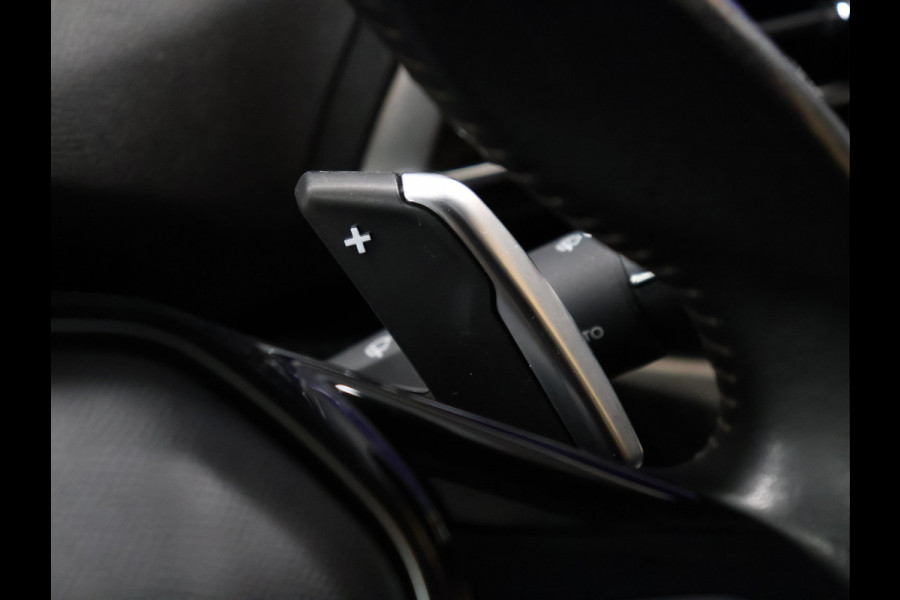 Peugeot 3008 1.2 PureTech Blue Lease Executive [APPLE CARPLAY, ANDROID AUTO, CAMERA, VIRTUAL COCKPIT, CRUISE CONTROL, NIEUWSTAAT]