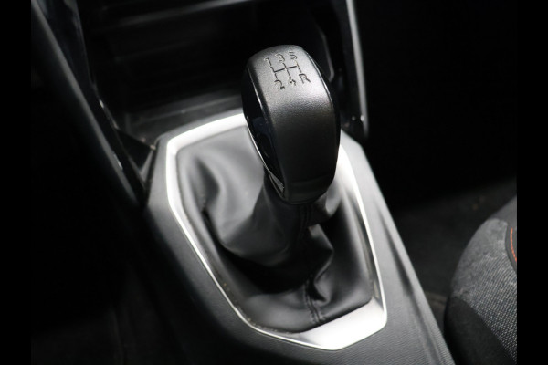 Peugeot 208 1.2 PureTech Blue Lease Active [TREKHAAK, APPLE CARPLAY, ANDROID AUTO, NAVIGATIE, PARKEERSENSOR, CRUISE CONTROL, NIEUWSTAAT]
