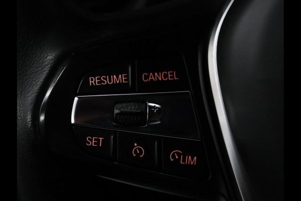 BMW 1-serie 118i Sport Line [APPLE CARPLAY, ANDROID, CAMERA, HALF LEDER, HiFi SOUNDSYSTEM, CRUISE, PDC V+A, CLIMATE, NIEUWSTAAT]