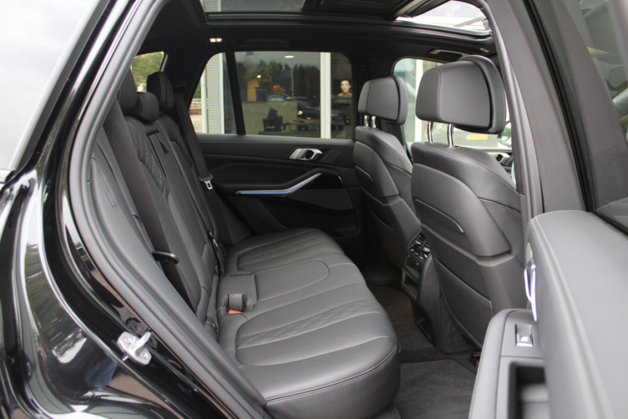 BMW X5 xDrive40i High Exe. M Sport / Panoramadak / 360Camera / Head-up / Achterasbesturing / Laser LED / Softclose / 22'' / Harman Kardon / Stoelventilatie / Stoelverwarming 4x / DAB / Dodehoek / ACC