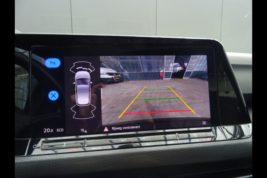 Volkswagen Golf 1.4 eHybrid GTE * PANORAMADAK * 18 INCH * IQ LIGHT !!