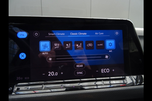 Volkswagen Golf 1.4 eHybrid GTE * PANORAMADAK * 18 INCH * IQ LIGHT !!